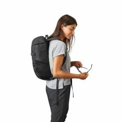 Gregory Essential Hiking Nano 16 Rucksack - Woodland Camo Backpacks