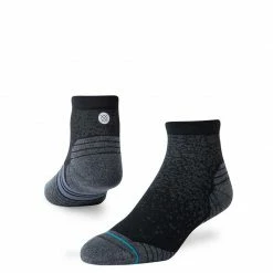 Stance Unisex Run Quarter Sock - Black Walking Socks