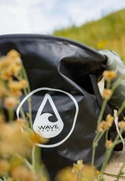 Hiking Wave Hawaii Waterproof Foldable Bucket-Bag - Black