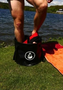 Hiking Wave Hawaii Waterproof Foldable Bucket-Bag - Black