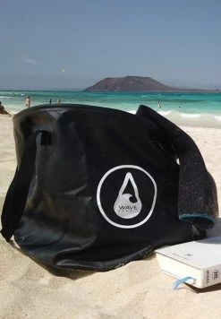 Hiking Wave Hawaii Waterproof Foldable Bucket-Bag - Black