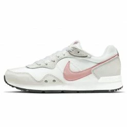 Footwear Nike Womens Venture Runner Shoes - White