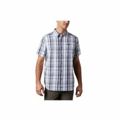 Outdoor Clothing Columbia Mens Brentyn Trail Short Sleeve Seersucker Shirt - Blue/White